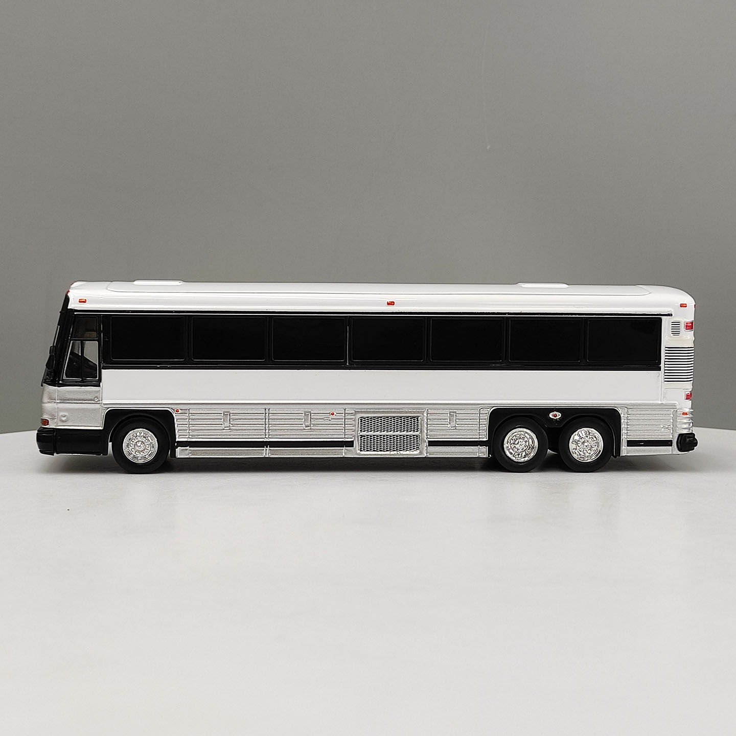 Diecast IR 1:87 Scale Vintage  - đánh giá và giá Vintage Collection Haul